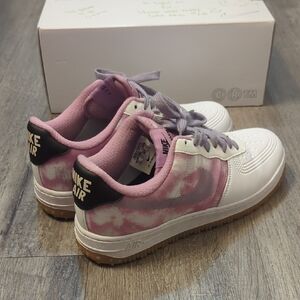 Nike Air Women's Sneakers - Pink and White